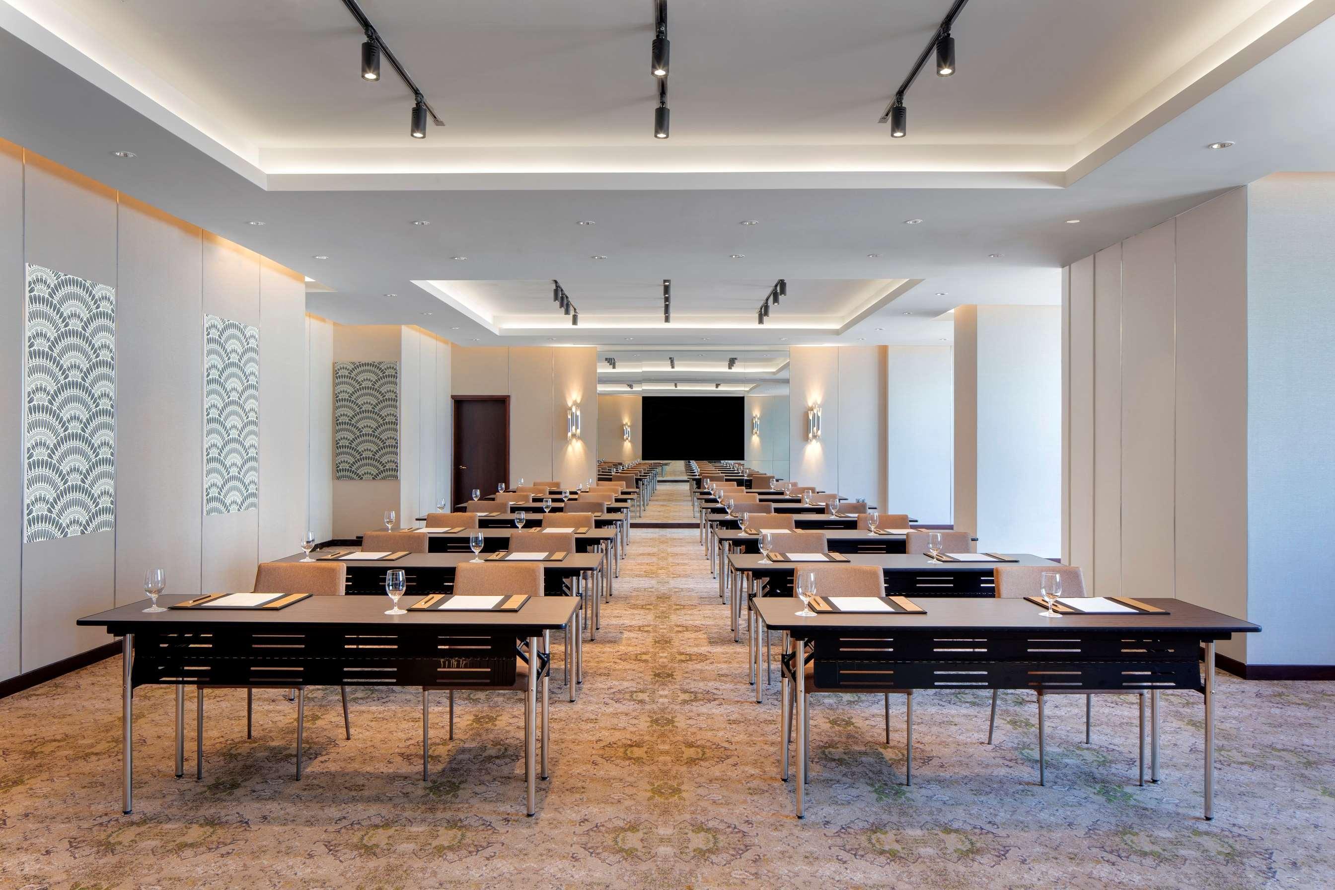 Dusit Doha Hotel Экстерьер фото Meeting room